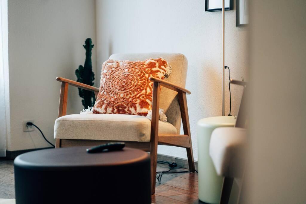 Thenest Glarus Studio-Apartment Buitenkant foto
